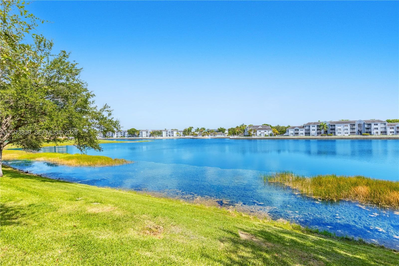 8549 SW 214th Ln, Cutler Bay, FL 33189 photo 5