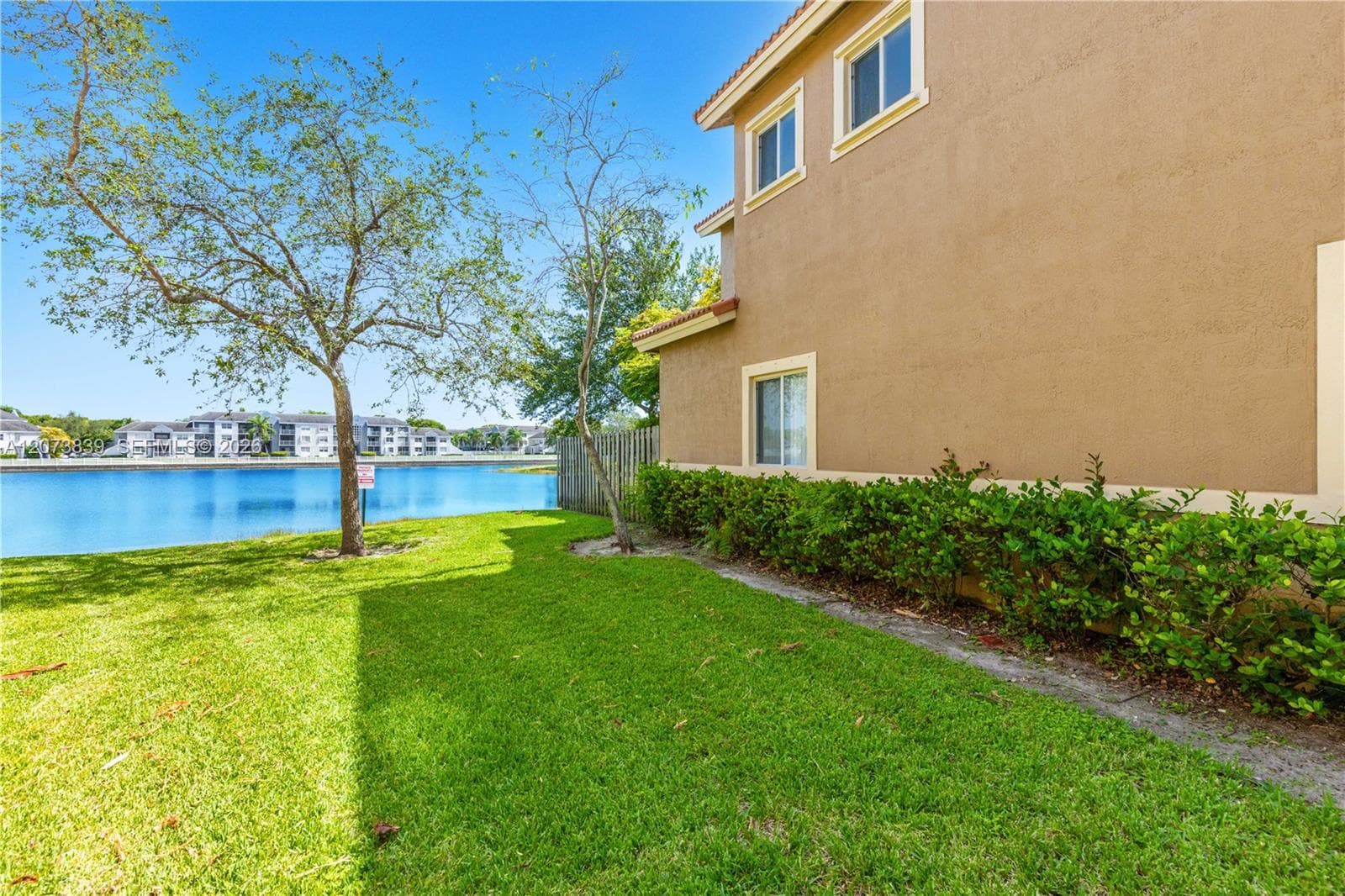 8549 SW 214th Ln, Cutler Bay, FL 33189 photo 4