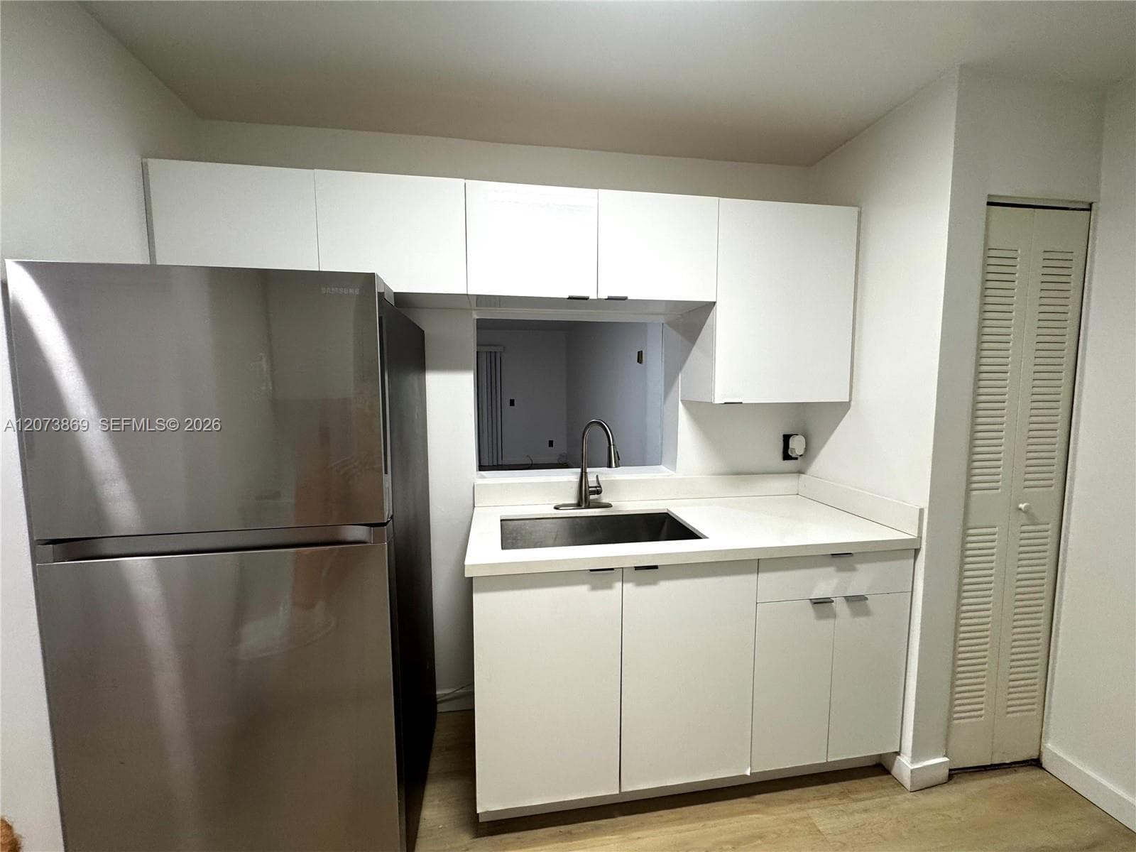 888 NE 132nd St # 206, North Miami, FL 33161 photo 4