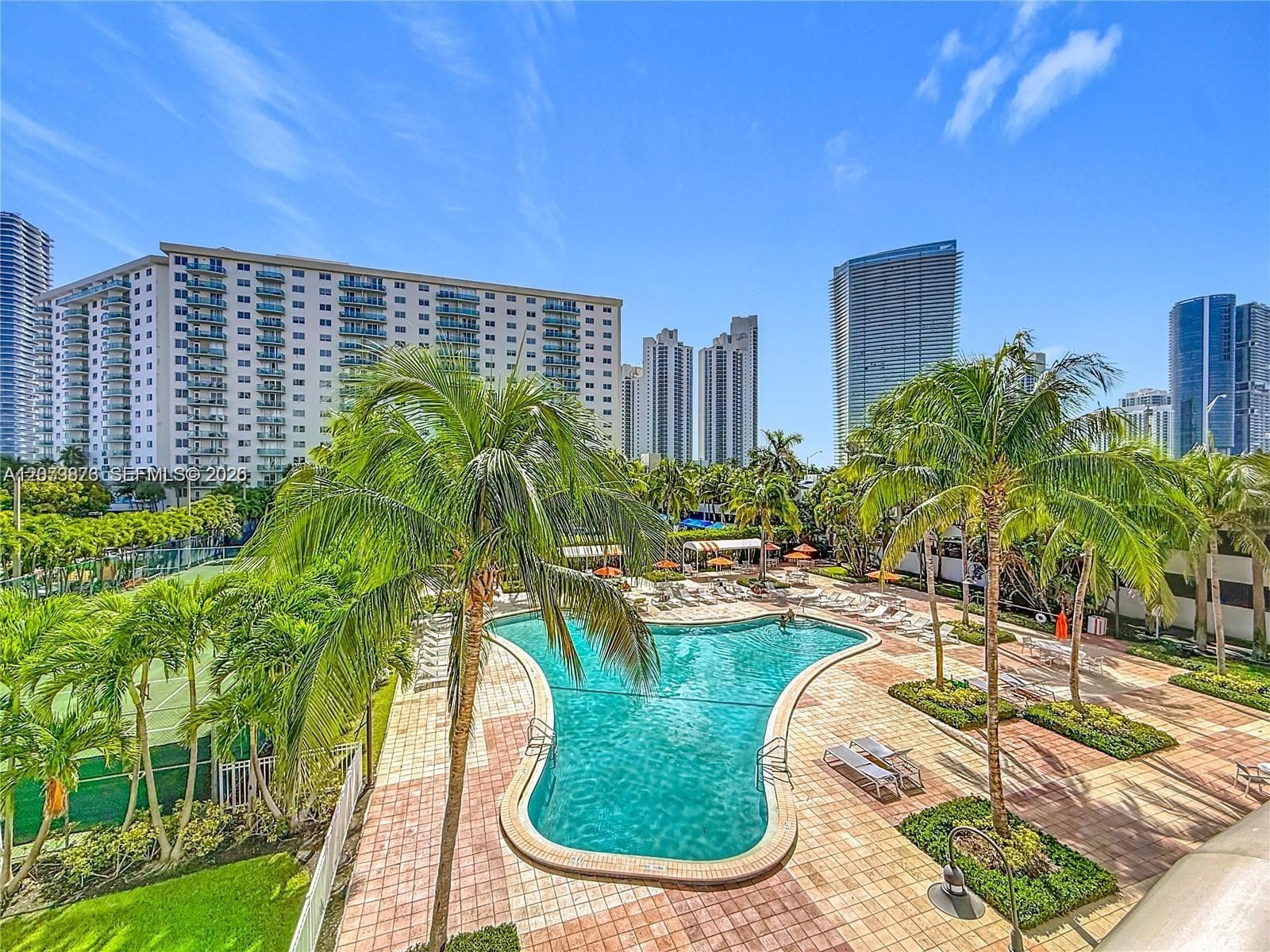 19380 Collins Ave # 308, Sunny Isles Beach, FL 33160 photo 3