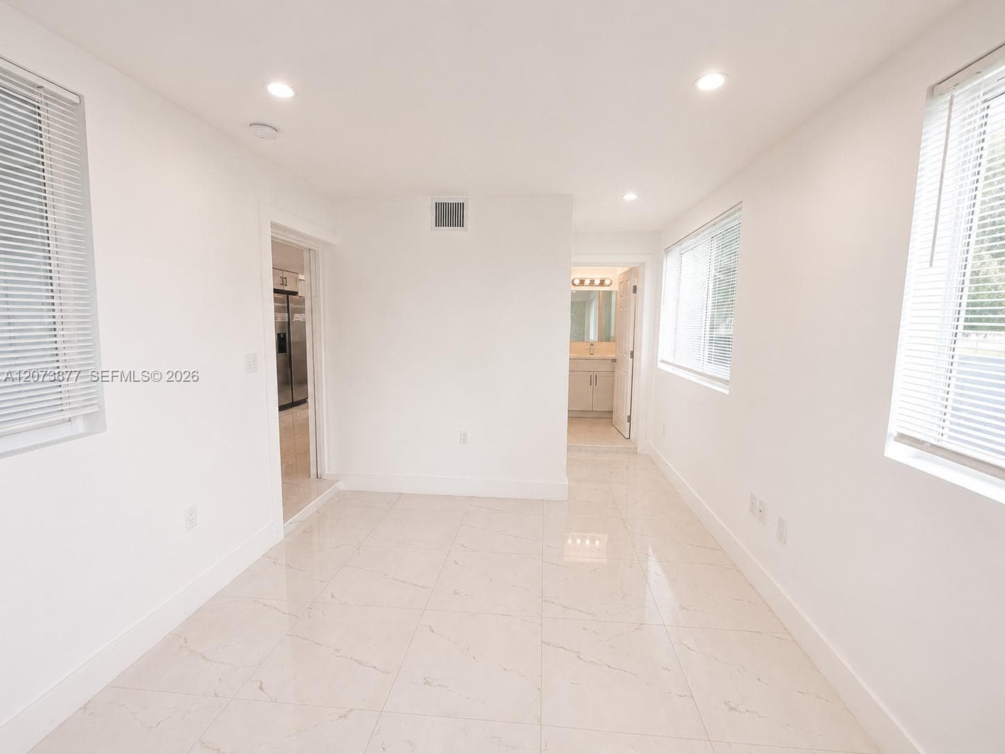 1800 NE 154th St, North Miami Beach, FL 33162 photo 5