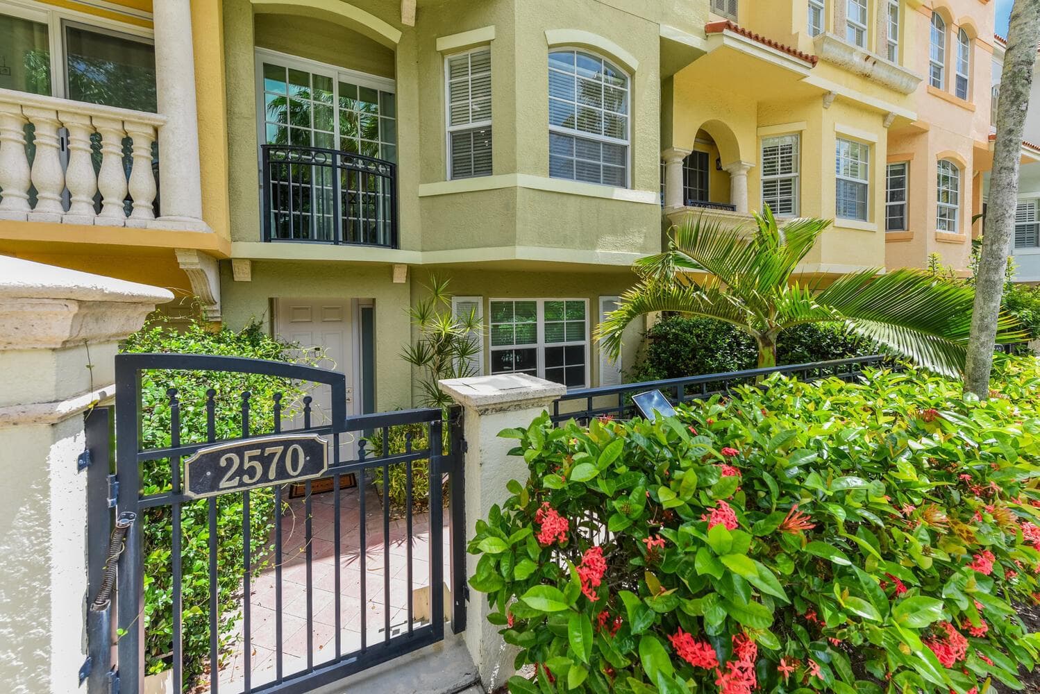 2570 Gardens Parkway, Palm Beach Gardens, FL 33410 photo 2