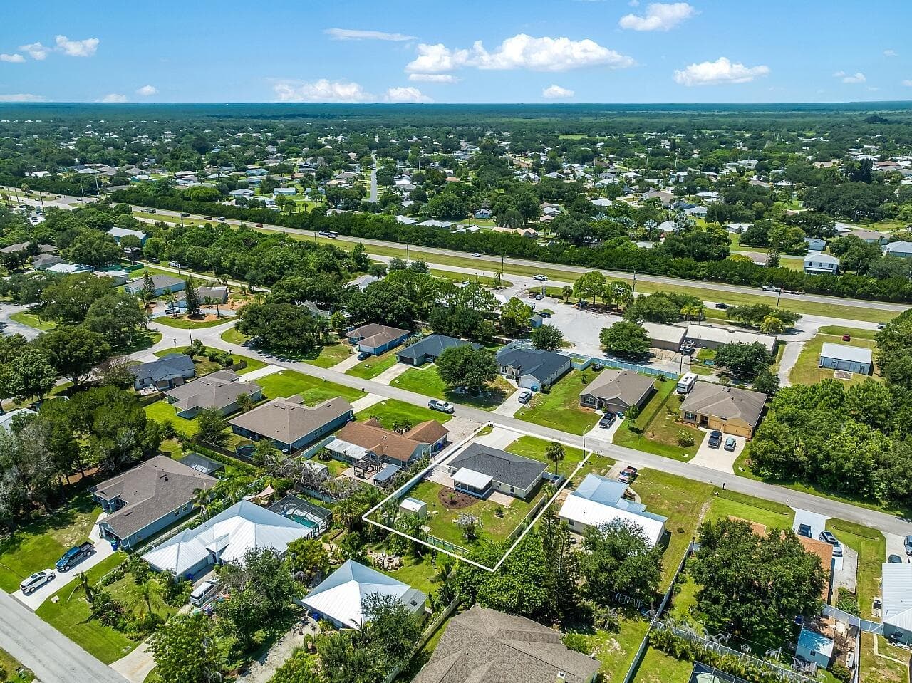 867 CLEARMONT Street, Sebastian, FL 32958 photo 3