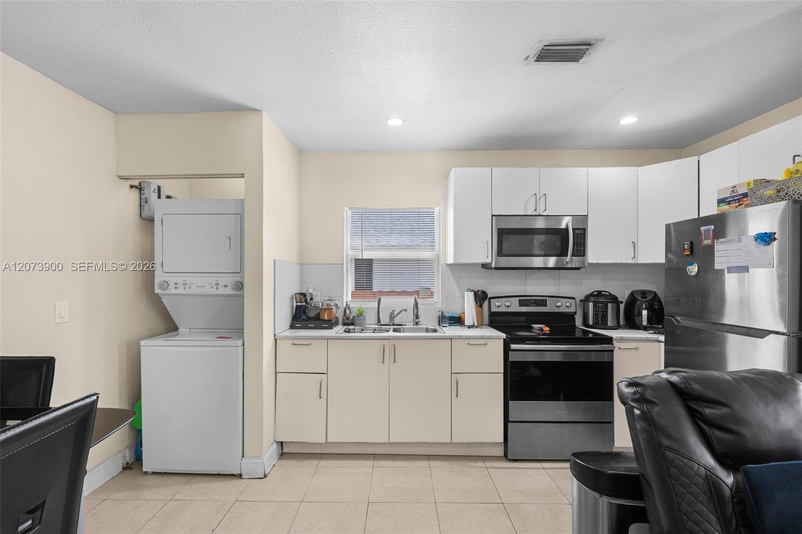 3073 NW 59th St, Miami, FL 33142 photo 5