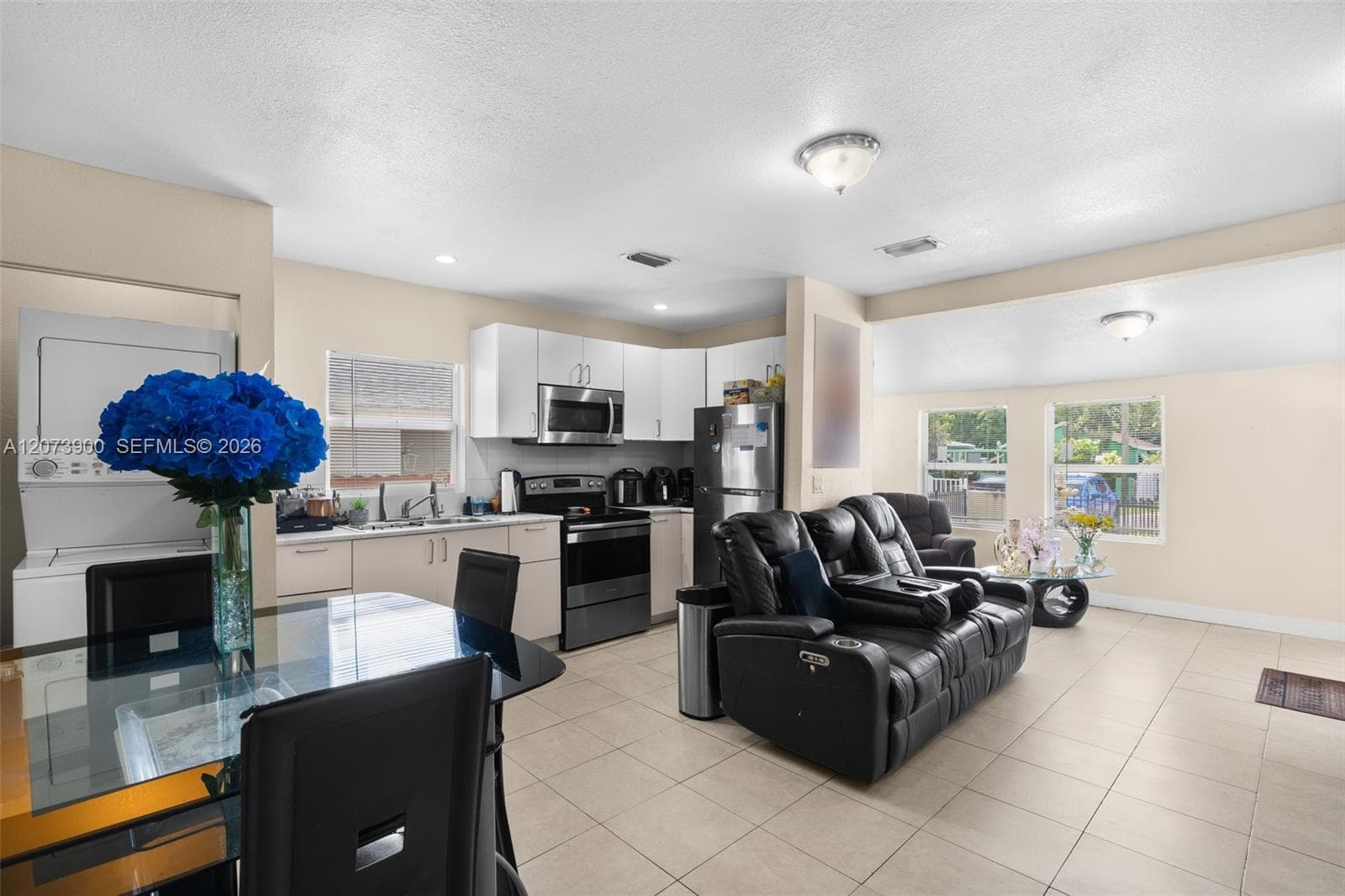 3073 NW 59th St, Miami, FL 33142 photo 4
