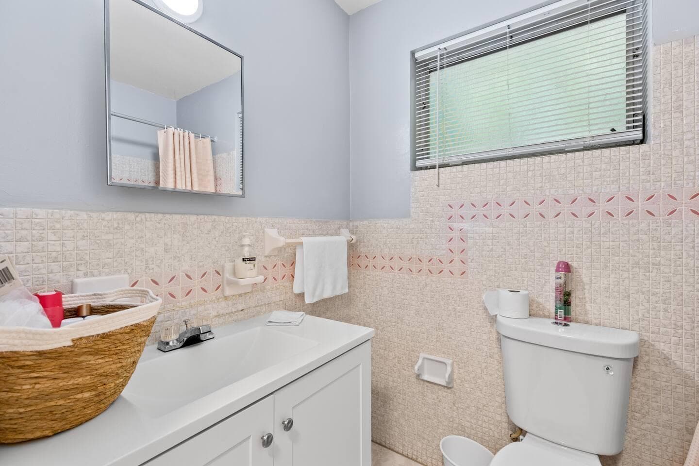 1826 Sherman Street # APT 6, Hollywood, FL 33020 photo 3