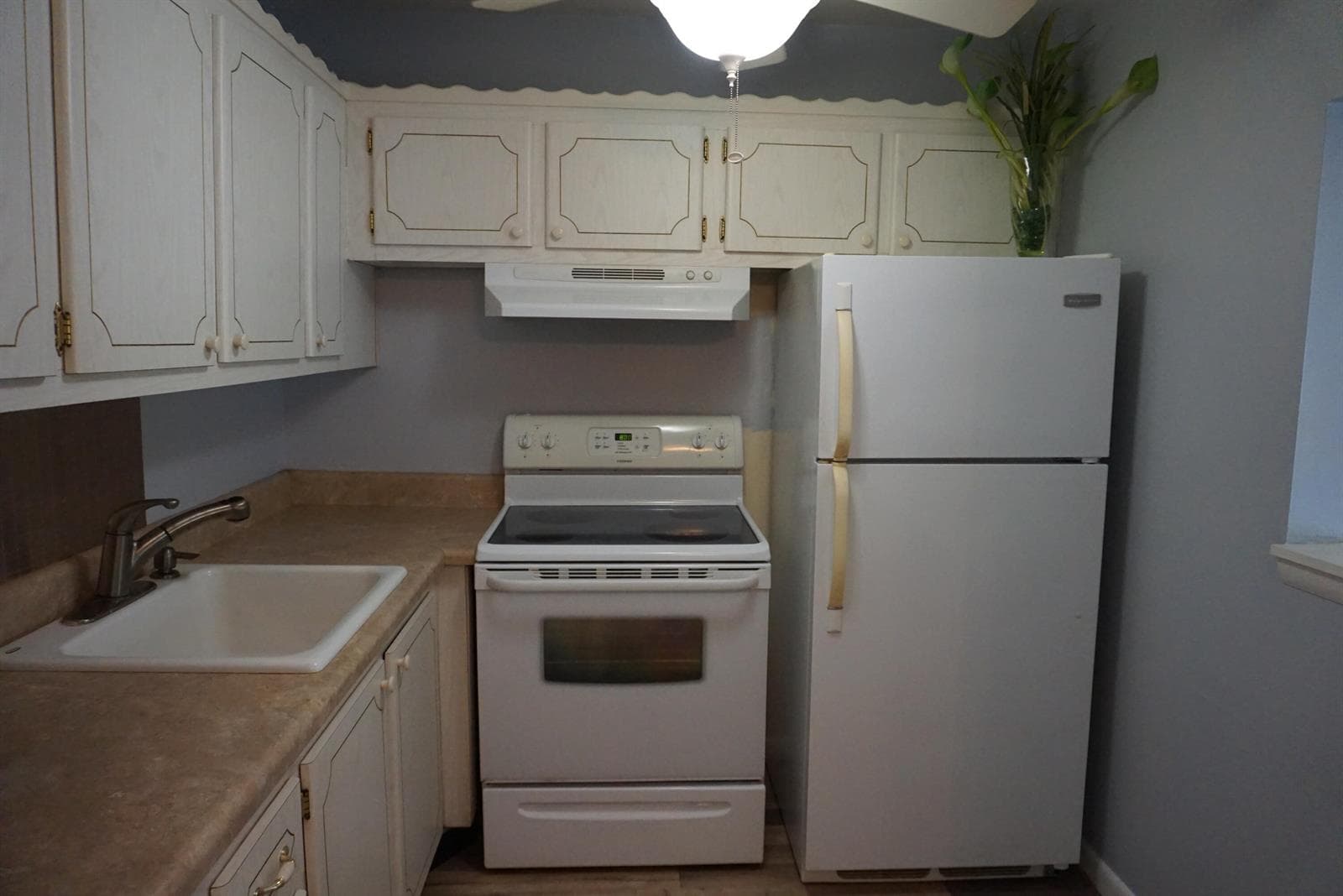 202 Andover H, West Palm Beach, FL 33417 photo 2