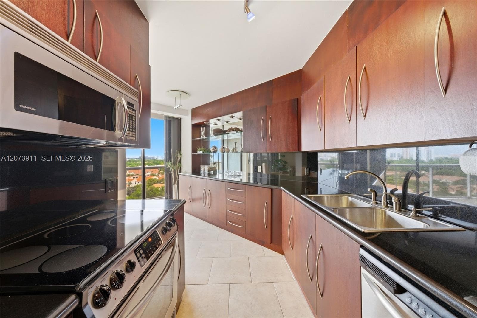 3610 Yacht Club Dr # 1115, Aventura, FL 33180 photo 3