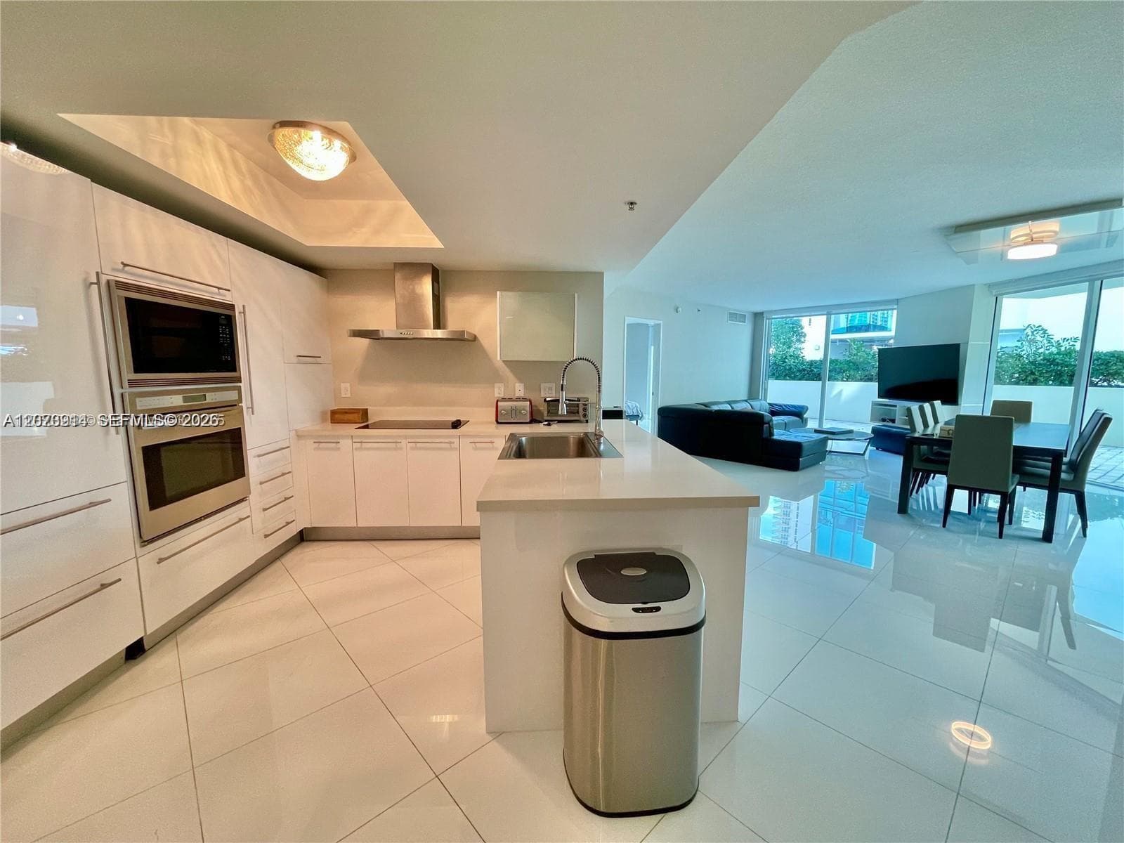 150 Sunny Isles Blvd # 1-501, Sunny Isles Beach, FL 33160 photo 3