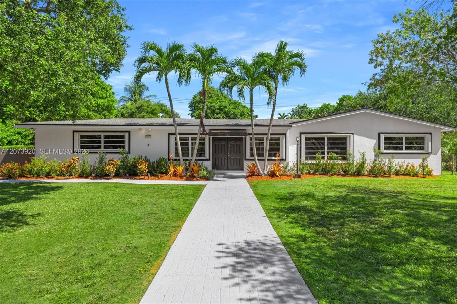8261 SW 142nd St, Palmetto Bay, FL 33158
