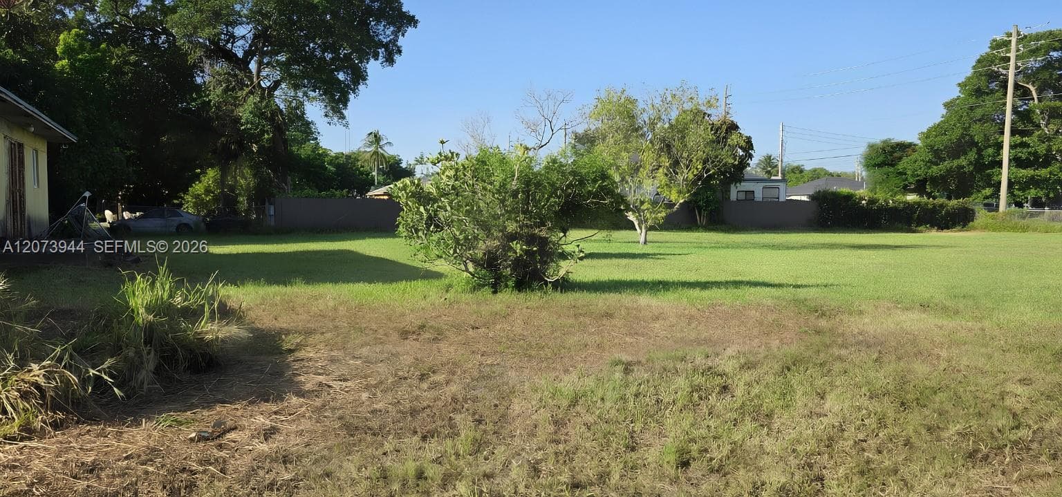 8150 NW 13th Ct, Miami, FL 33147 photo 3
