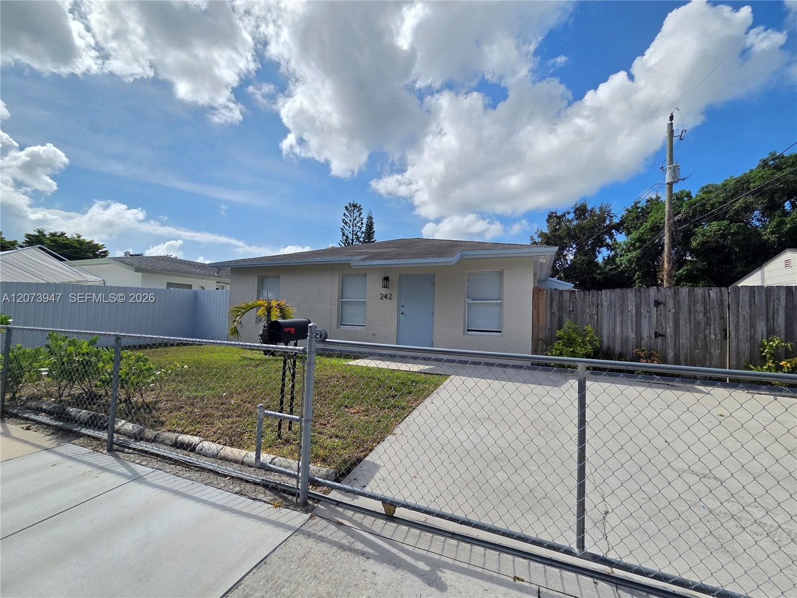 242 NW 51st Ave # 0, Miami, FL 33126 photo 2
