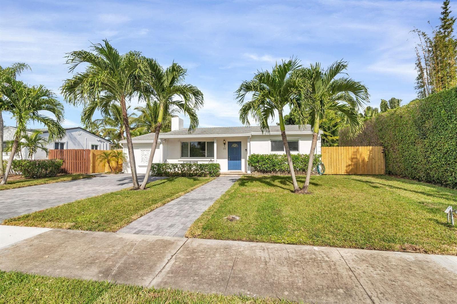 375 Leigh Road, West Palm Beach, FL 33405 photo 2