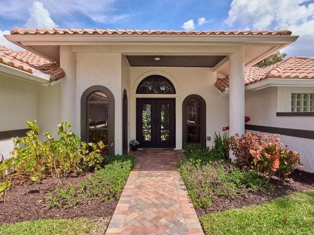 3700 Embassy Drive, West Palm Beach, FL 33401 photo 2