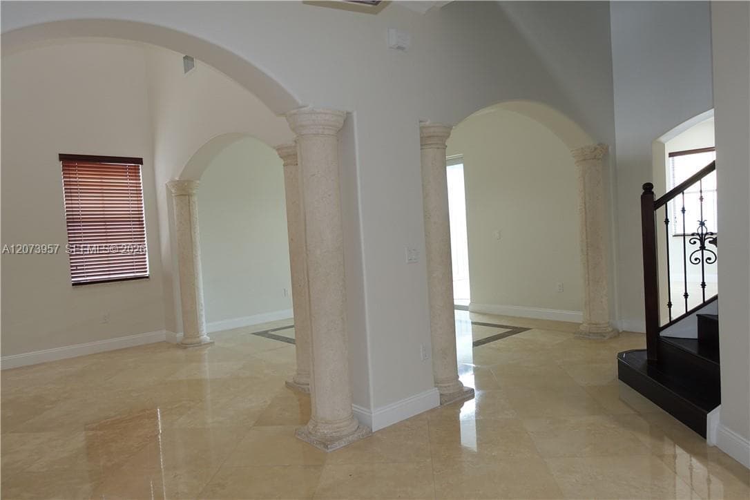 18125 NW 89th Ct, Hialeah, FL 33018 photo 3