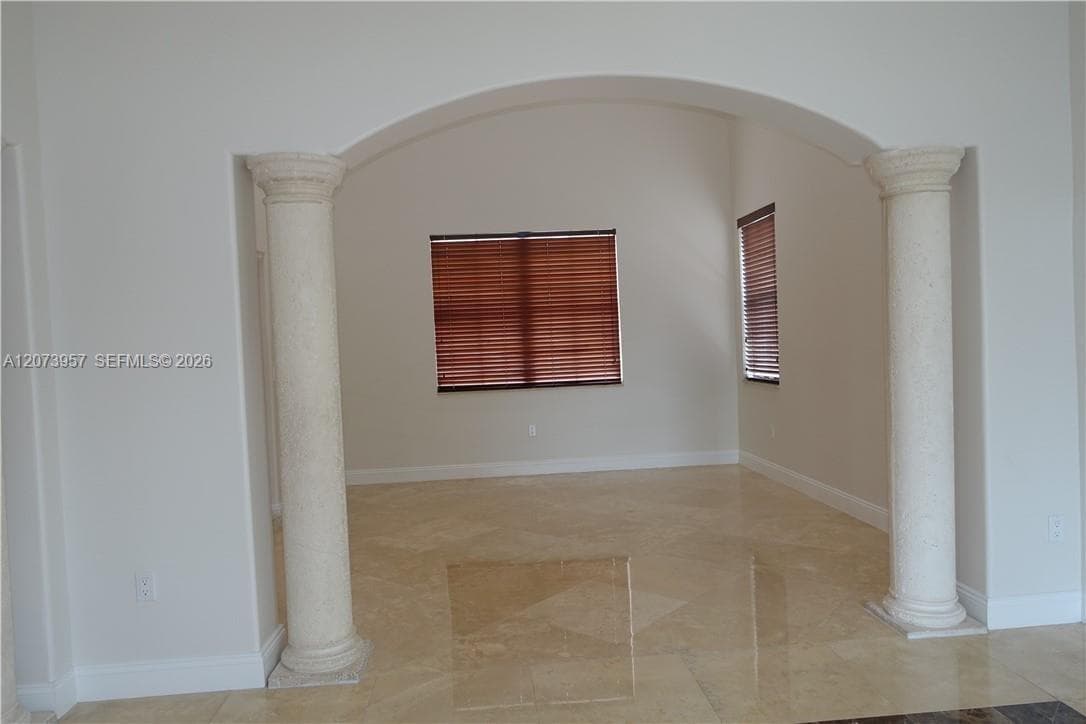18125 NW 89th Ct, Hialeah, FL 33018 photo 5