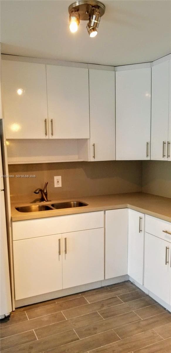 15205 NE 6th Ave # D204, Miami, FL 33162 photo 5
