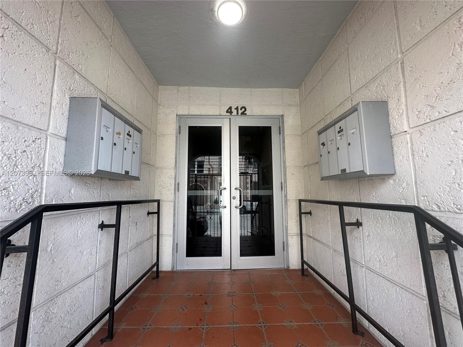 412 SW 10th Ave, Miami, FL 33130 photo 4