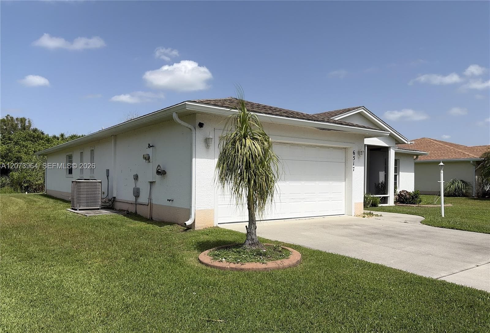 6517 Las Palmas Way, Port St. Lucie, FL 34952 photo 2