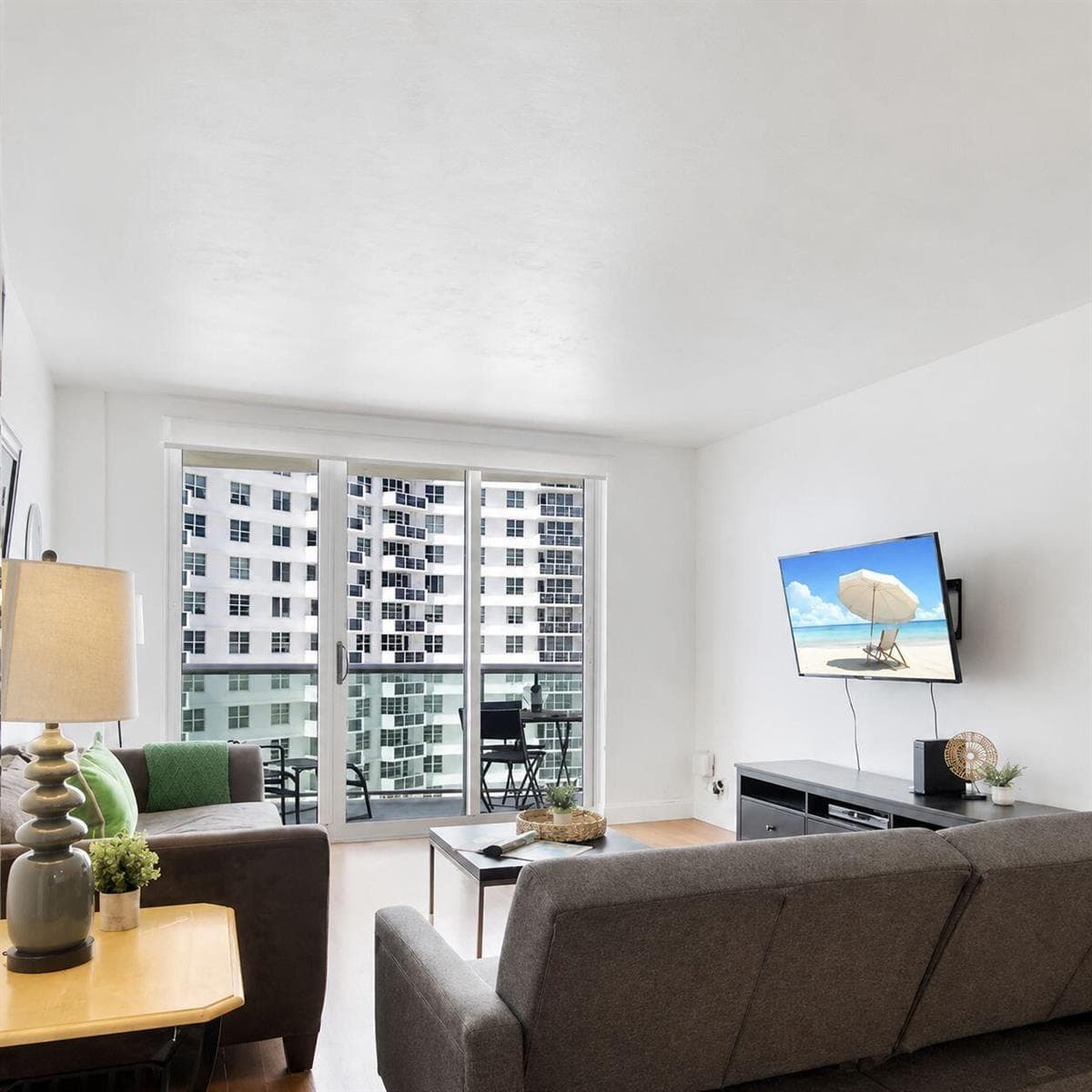 3801 S Ocean Drive # 8b, Hollywood, FL 33019 photo 4