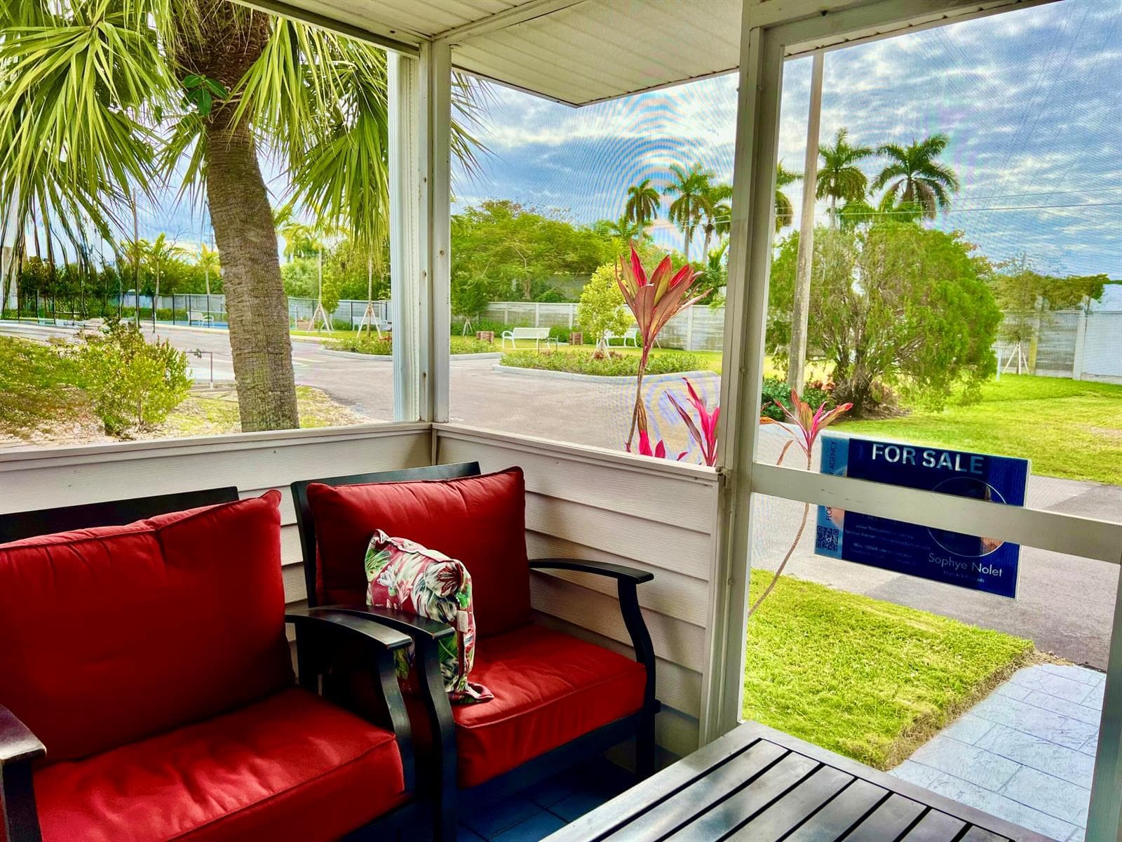 3225 South Street, Hollywood, FL 33021 photo 2
