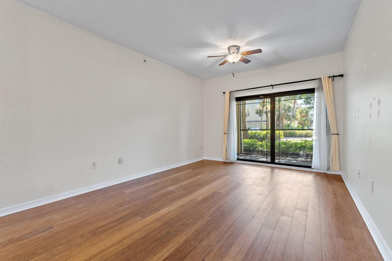 3020 ALCAZAR Place # 106, Palm Beach Gardens, FL 33410