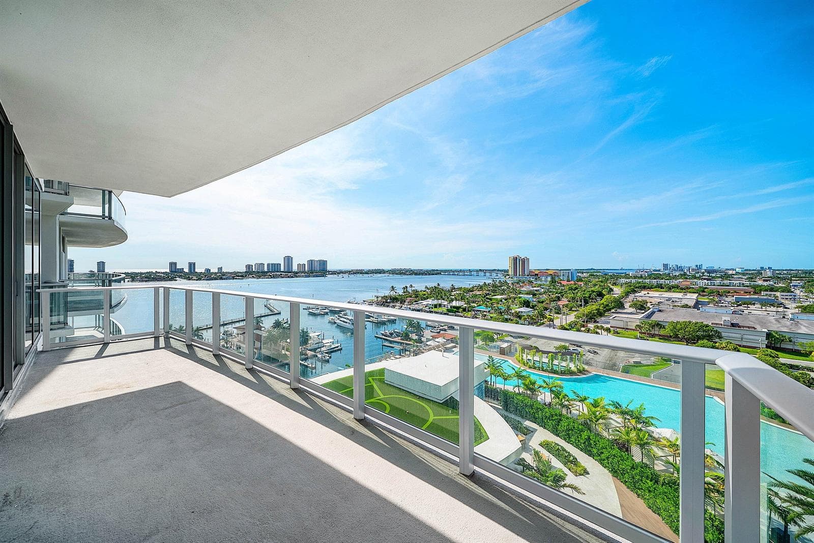 220 LAKE SHORE DR Drive # 1107, Lake Park, FL 33403 photo 2