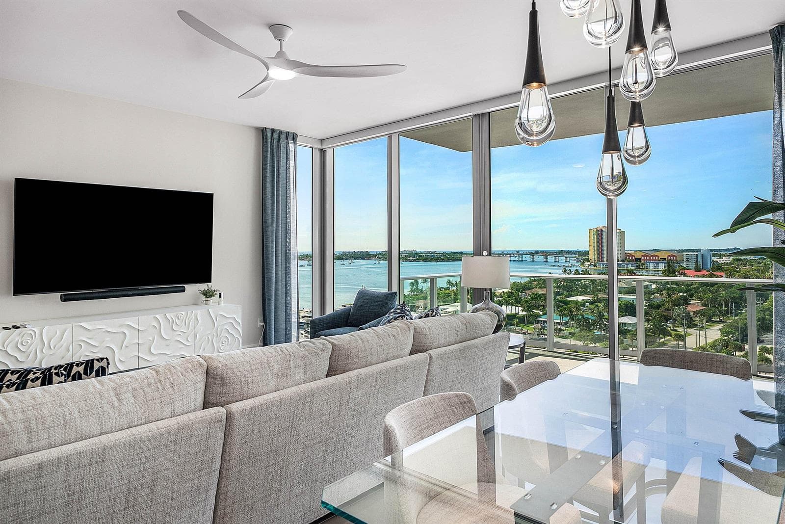 220 LAKE SHORE DR Drive # 1107, Lake Park, FL 33403