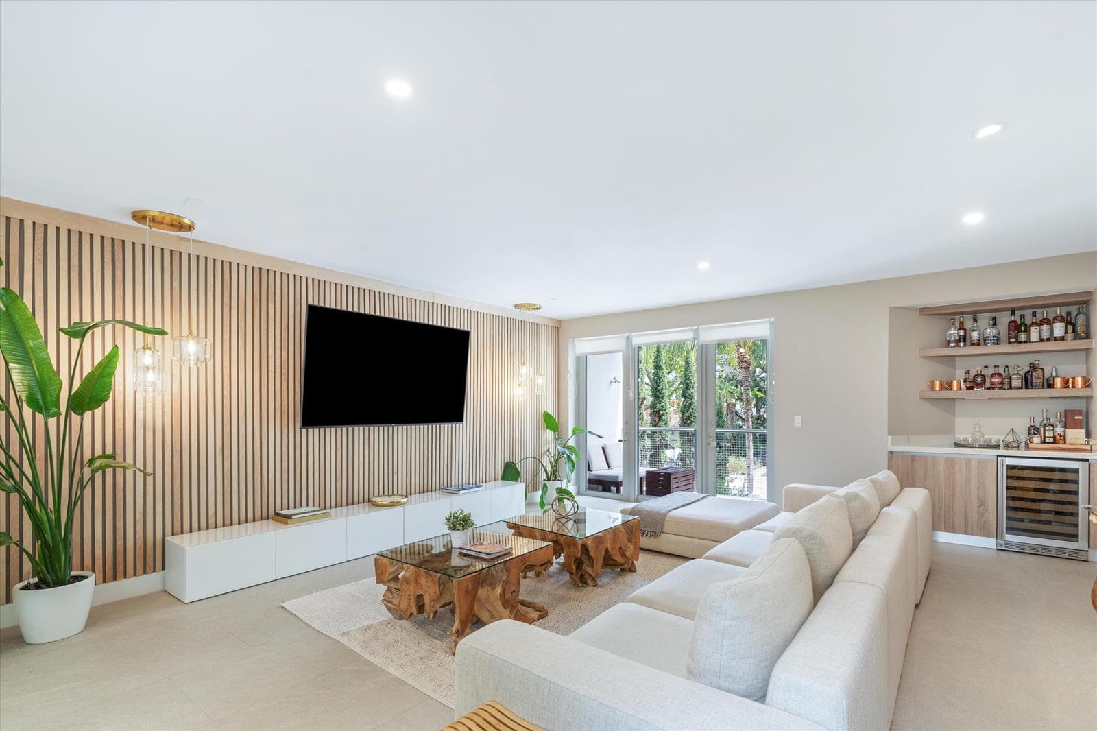 1509 NE 4th Place, Fort Lauderdale, FL 33301 photo 2