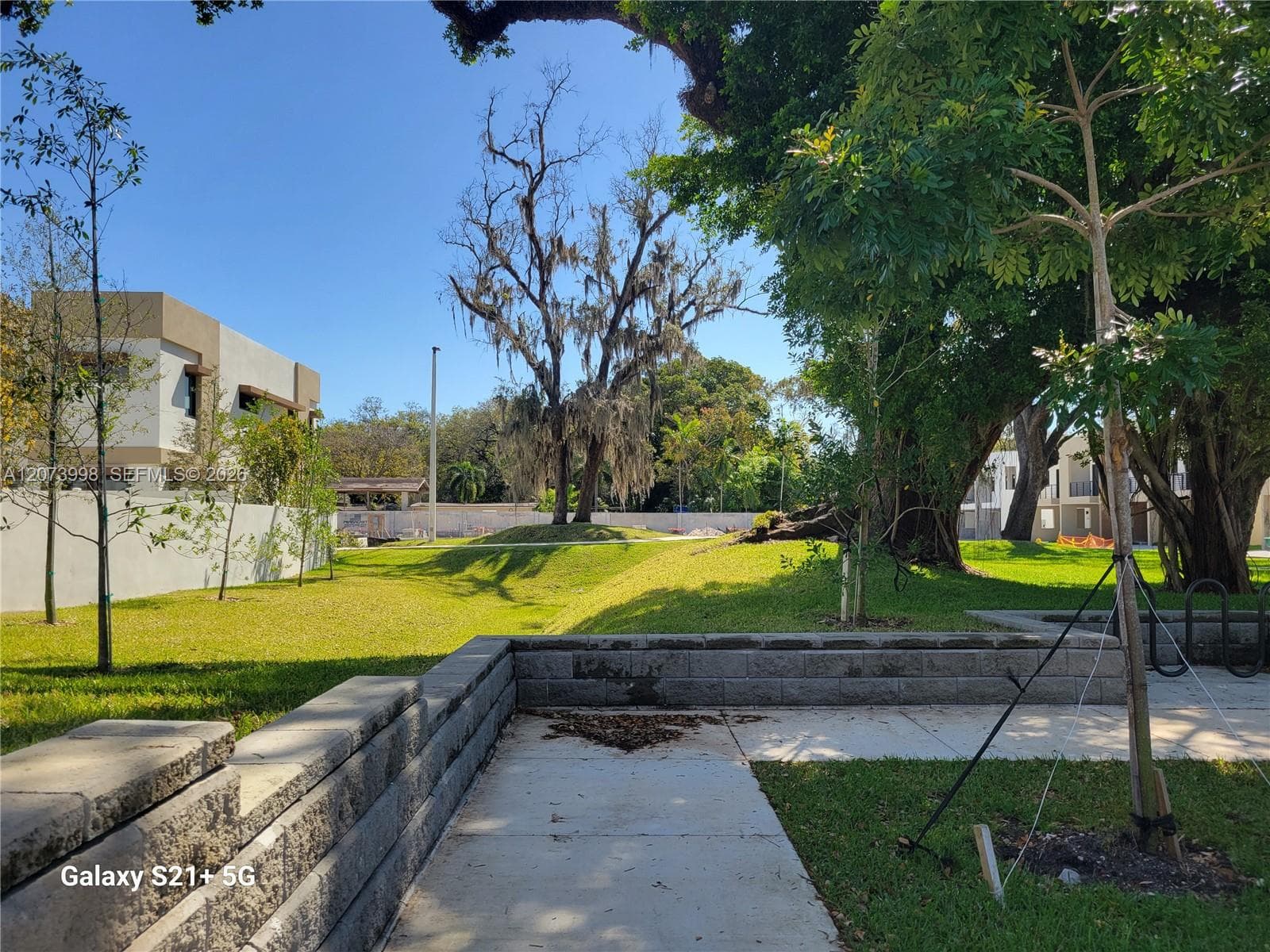 4117 N Oak Pl, Dania Beach, FL 33314 photo 2