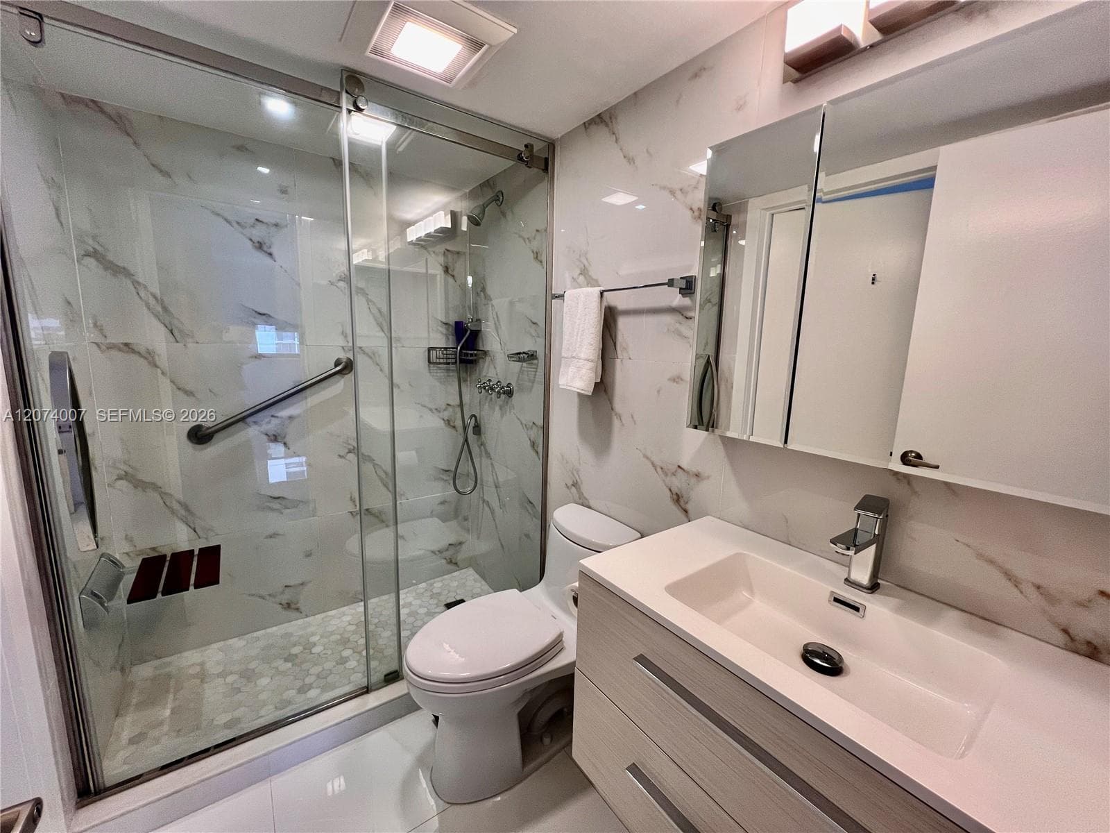 540 Brickell Key Dr # 919, Miami, FL 33131 photo 5