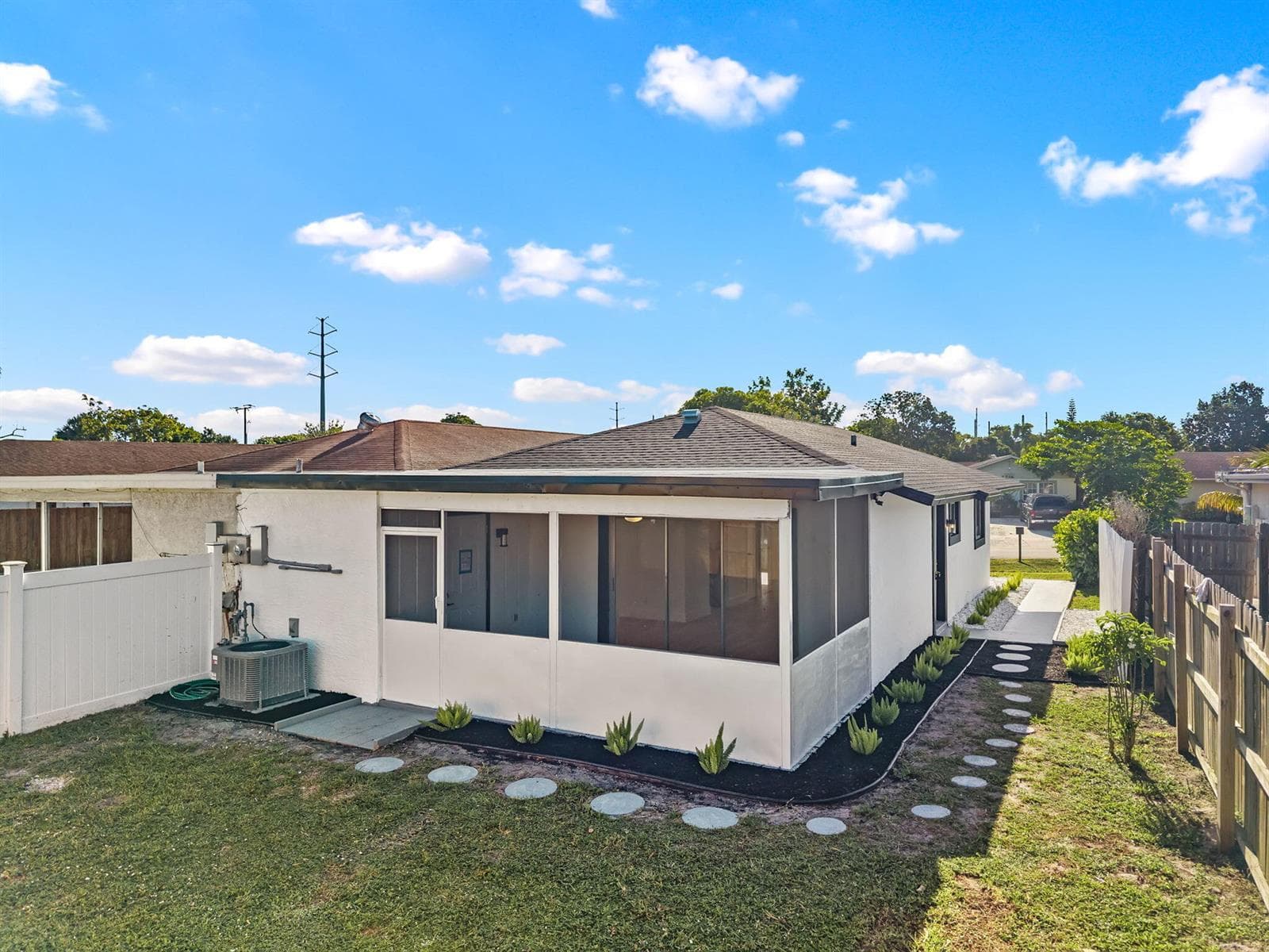 5937 CARIBBEAN Boulevard, West Palm Beach, FL 33407 photo 3