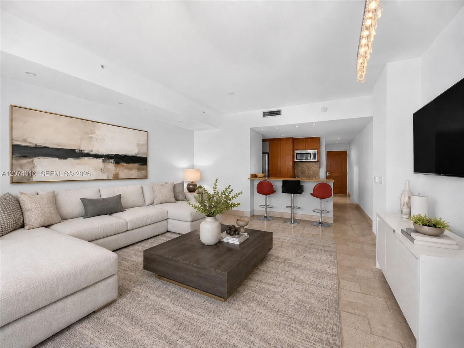 50 S Pointe Dr # 504, Miami Beach, FL 33139 photo 2