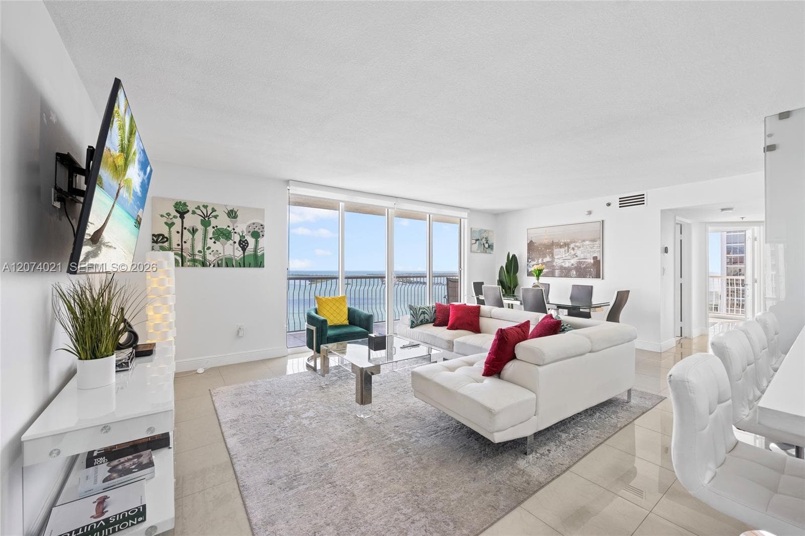 1200 Brickell Bay Dr # 3701, Miami, FL 33131 photo 2
