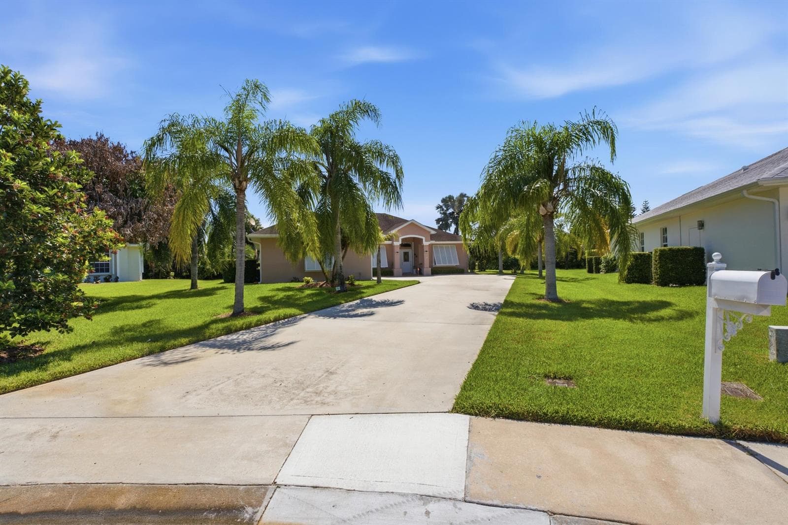 6445 36th Place, Vero Beach, FL 32966 photo 2
