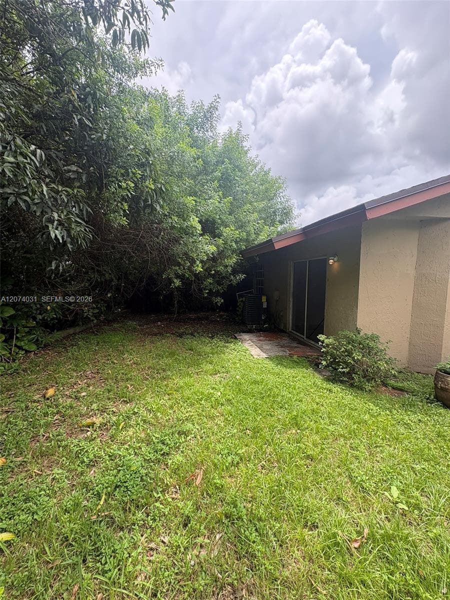 14803 NE 7th Ave # #, Miami, FL 33161 photo 5