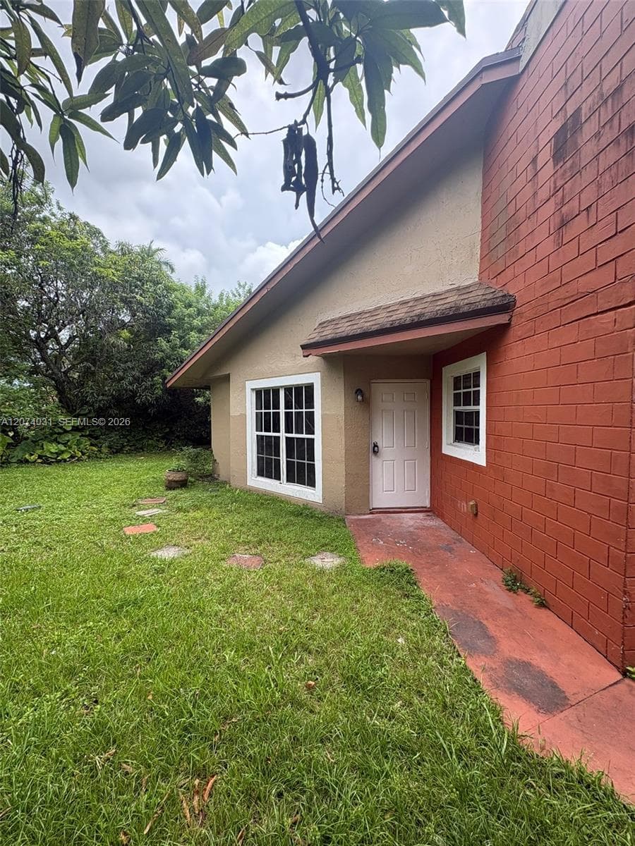 14803 NE 7th Ave # #, Miami, FL 33161 photo 4