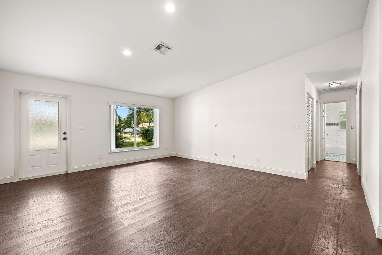 638 SW 4th Avenue, Boynton Beach, FL 33426 photo 5