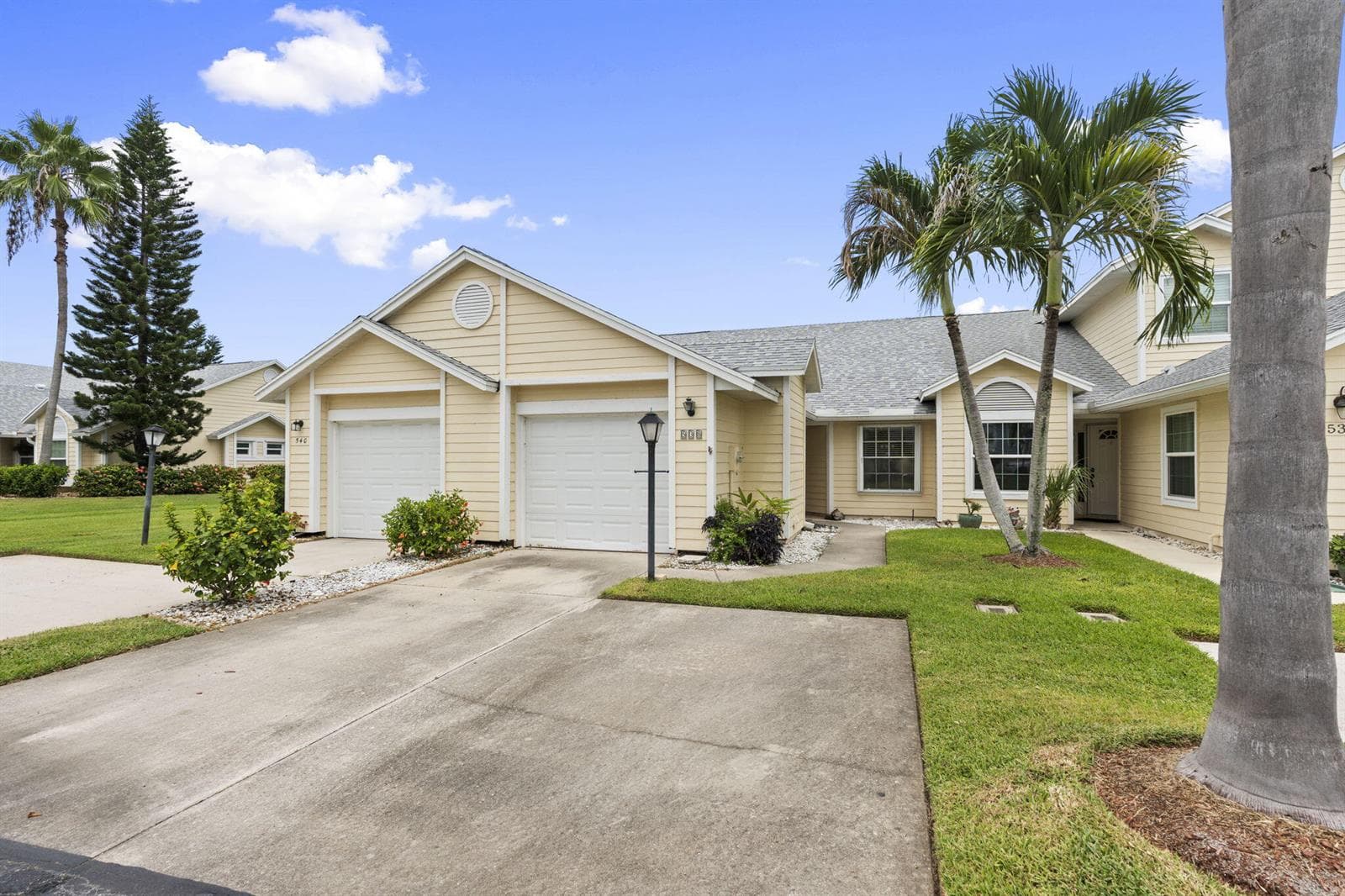 538 9TH Place, Vero Beach, FL 32960 photo 2