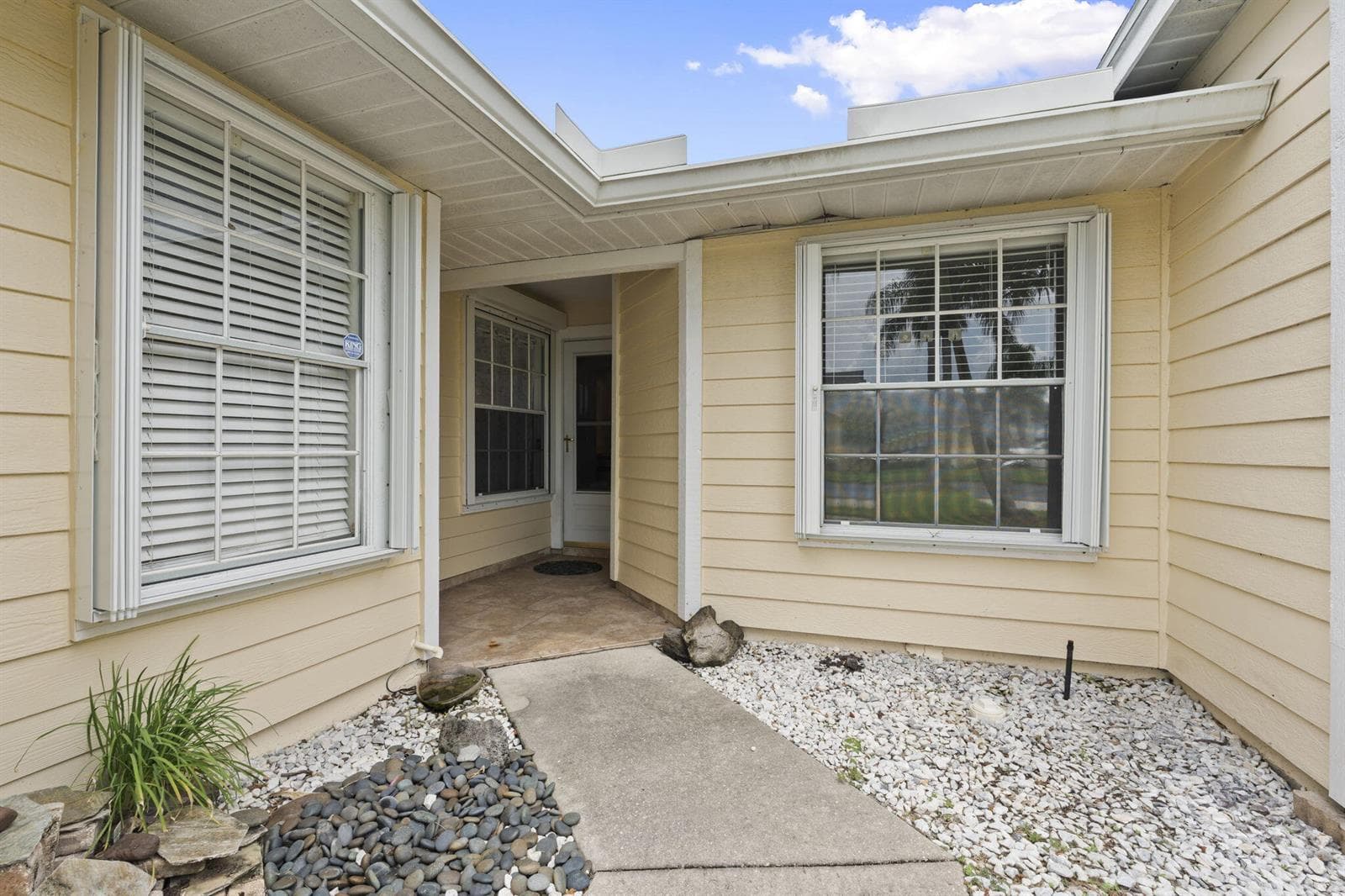 538 9TH Place, Vero Beach, FL 32960 photo 3
