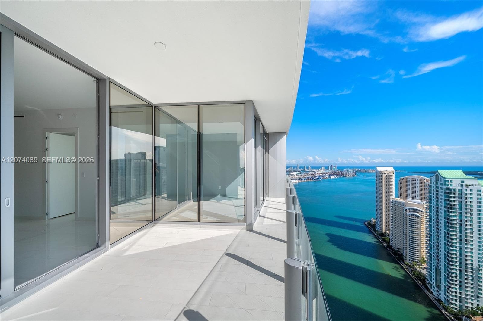 300 Biscayne Blvd Way # 4605, Miami, FL 33131