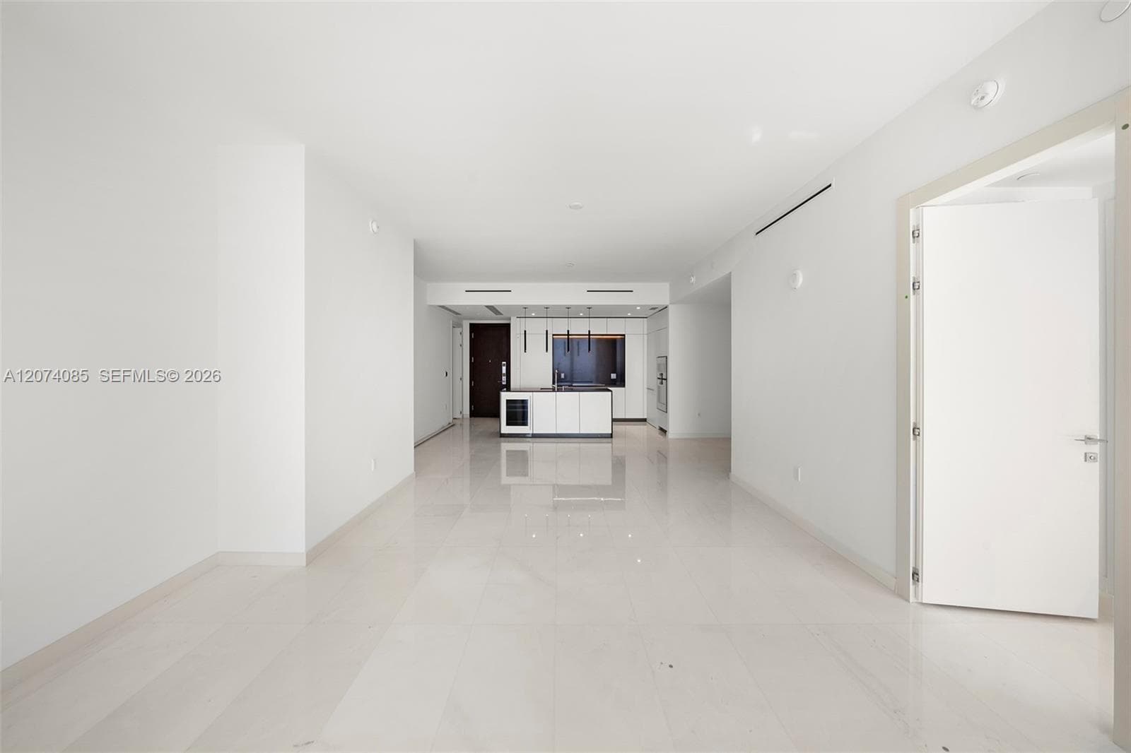 300 Biscayne Blvd Way # 4605, Miami, FL 33131 photo 5