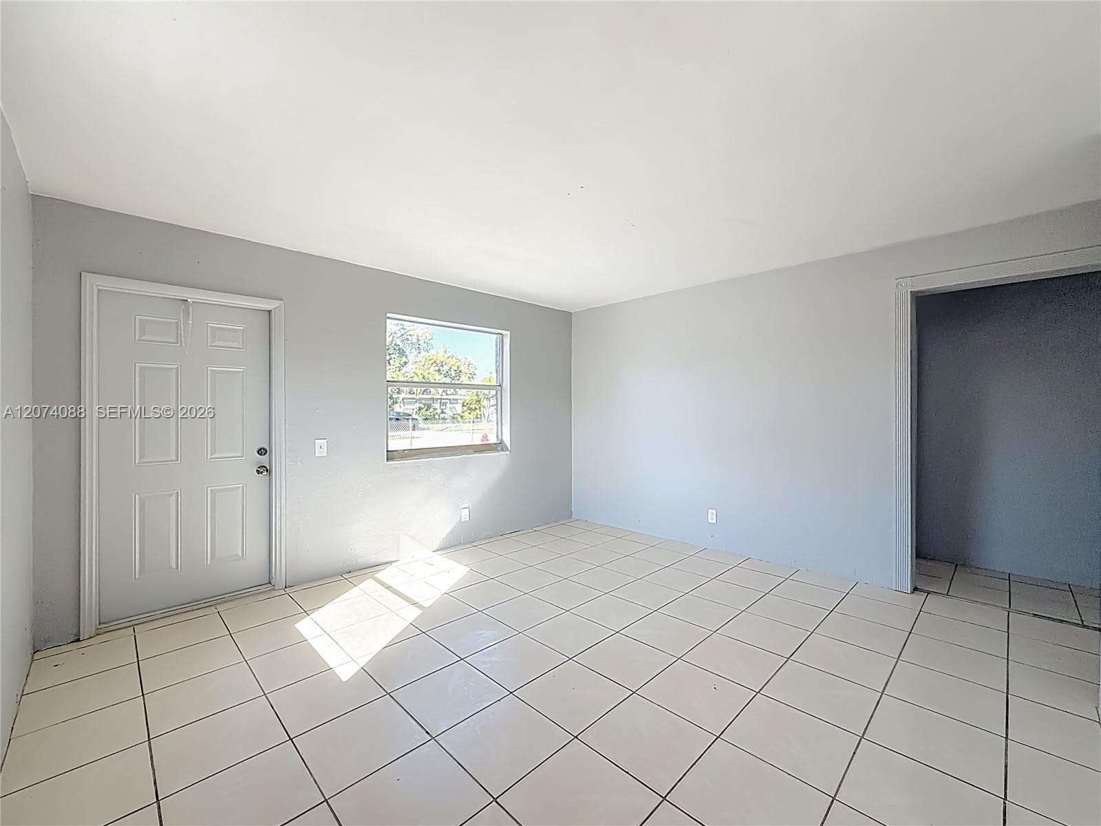2408 NW 8th St, Pompano Beach, FL 33069 photo 5