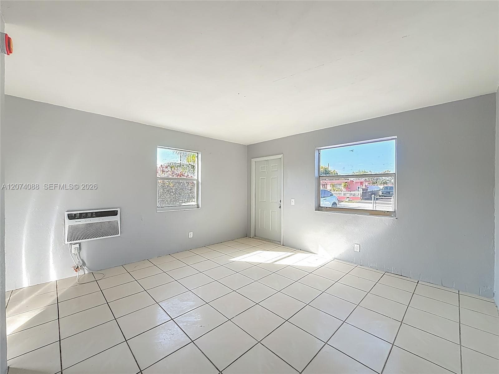 2408 NW 8th St, Pompano Beach, FL 33069 photo 4