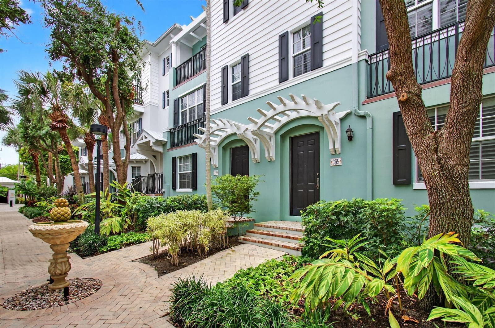 365 W Mallory Circle, Delray Beach, FL 33483 photo 3