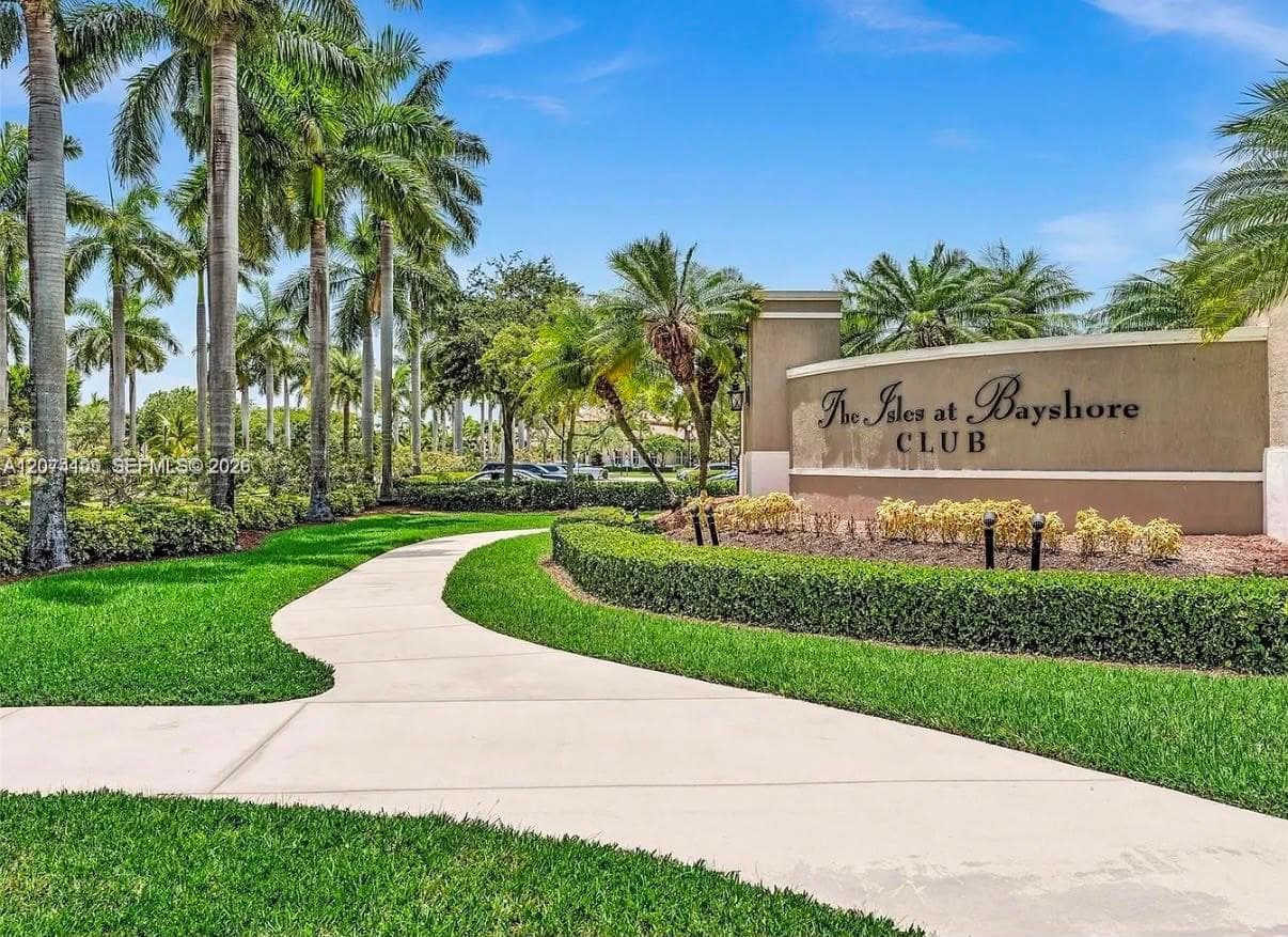9259 SW 227th St # 9-25, Cutler Bay, FL 33190
