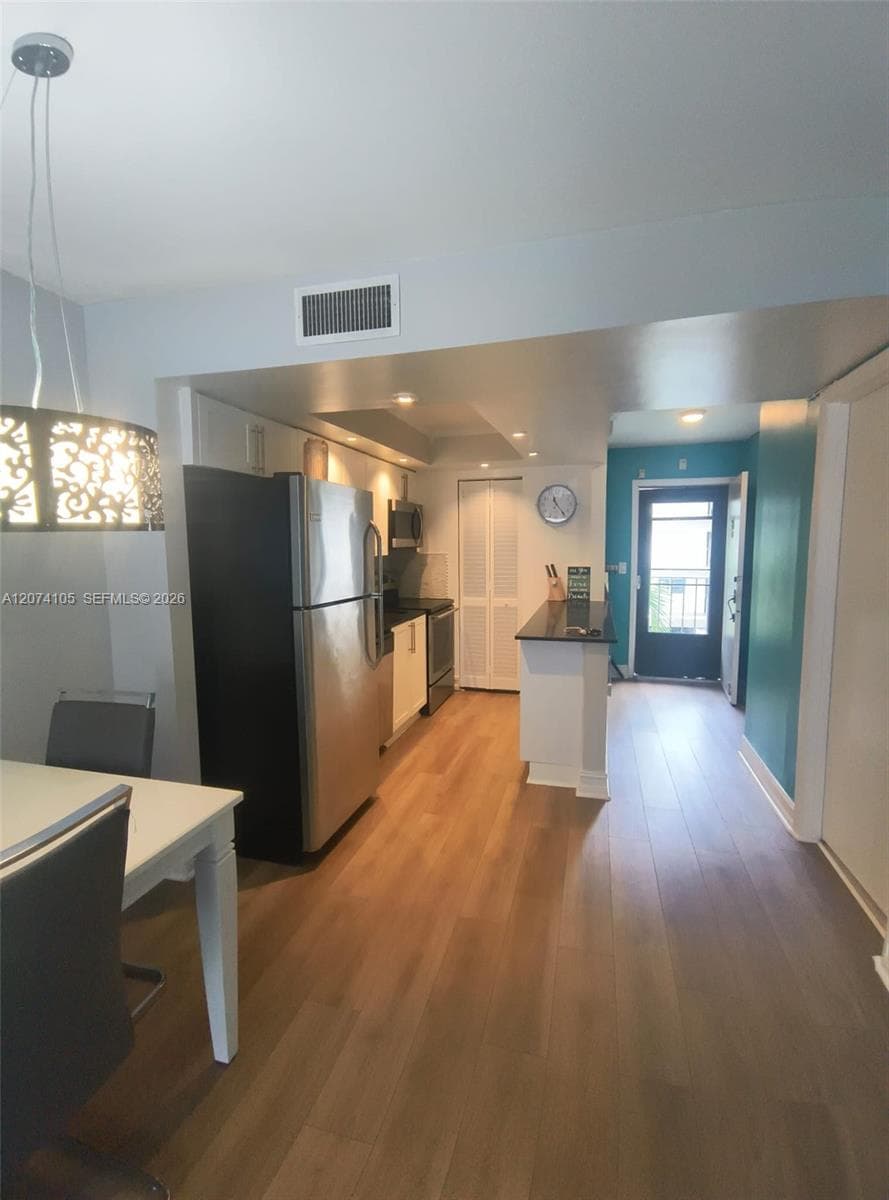 201 178th Dr # 326, Sunny Isles Beach, FL 33160 photo 4