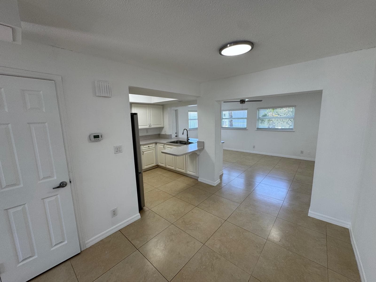 4717 NW 49TH Place, Tamarac, FL 33319 photo 4