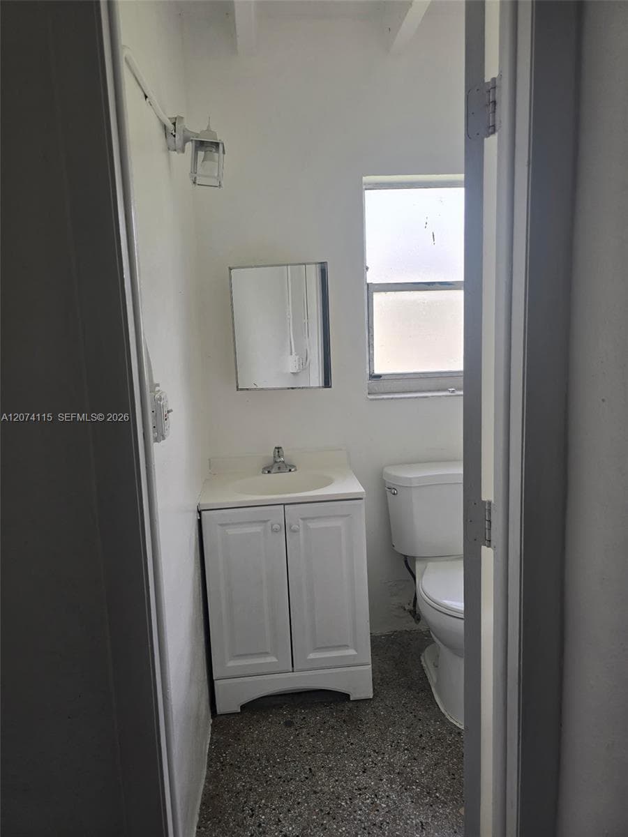 250 SW 11th Ave # 4, Homestead, FL 33030 photo 3
