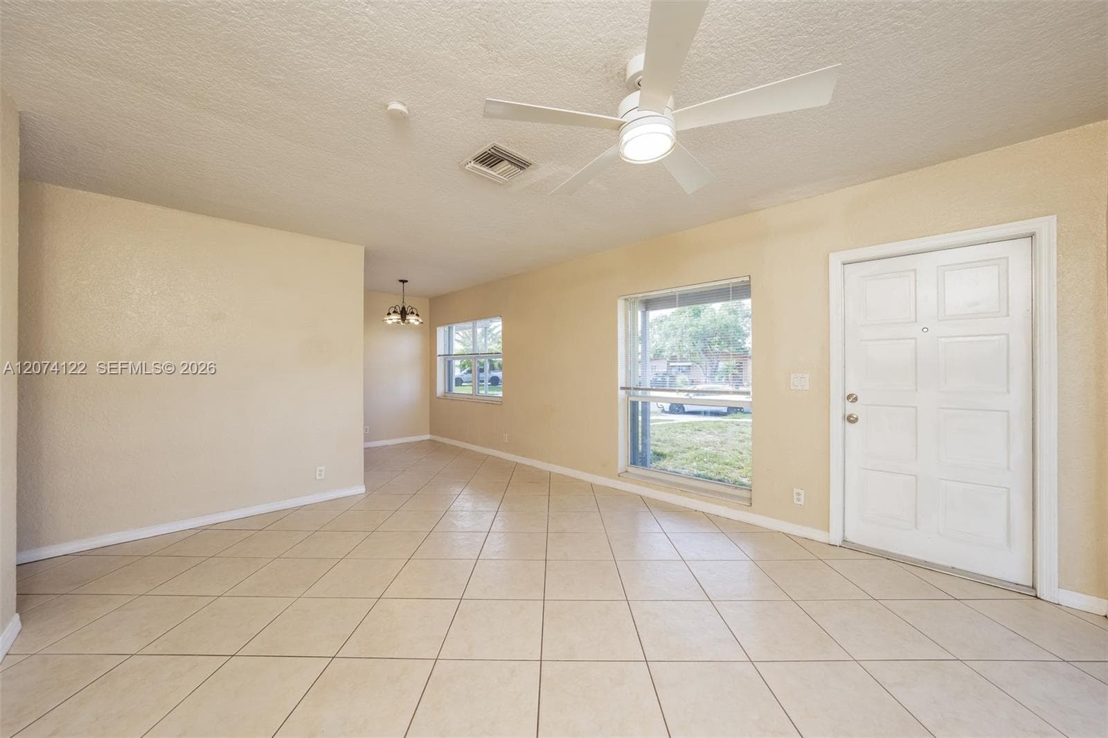 900 W Bloxham St, Lantana, FL 33462 photo 4
